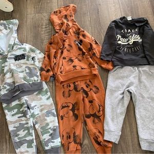 Toddler boy winter clothes bundle - size 2T